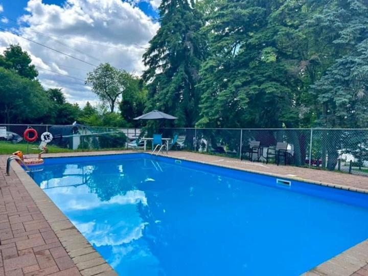 Merland Park Minnow Motel بيكتون المظهر الخارجي الصورة